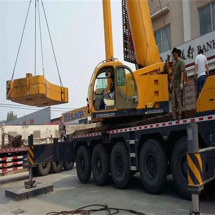 泉州洛江当地吊车出租|机器吊装|75吨|工厂搬迁服务